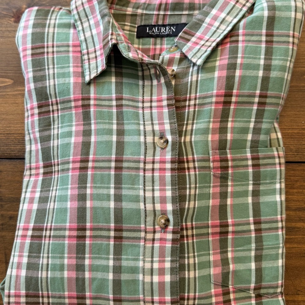 Lauren Ralph Lauren Plaid button down - Picture 4 of 5